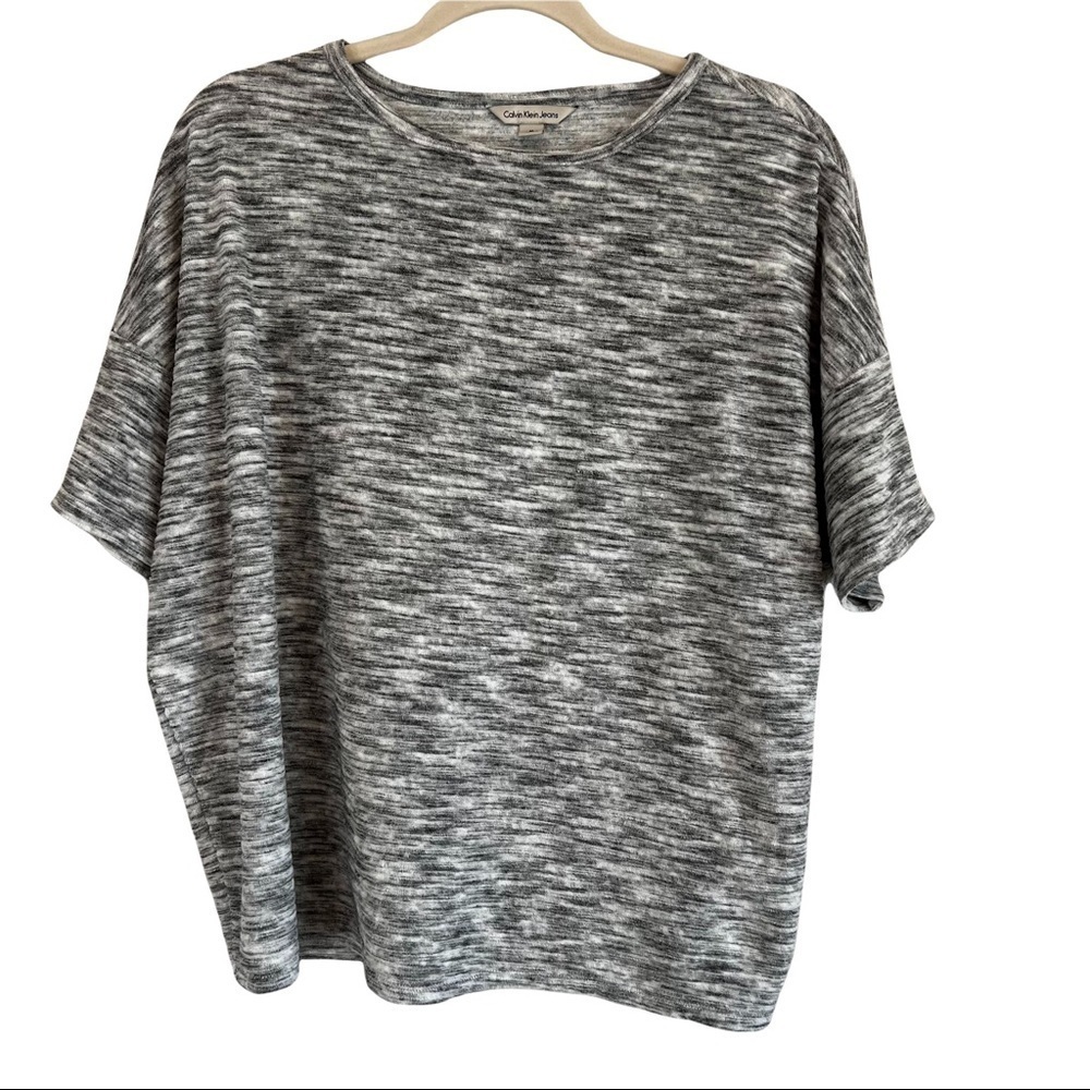 Calvin Klein Ribbed Grey and White short sleeve blouse